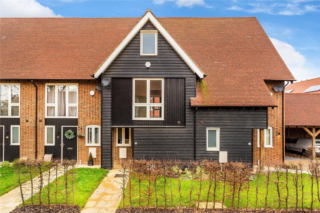 Malthouse Lane, Meath Green Lane, Horley, Surrey, RH6 3 bed terraced