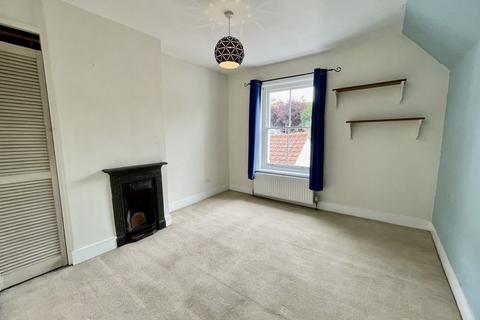3 bedroom terraced house to rent, Churchgate Street, Old Harlow