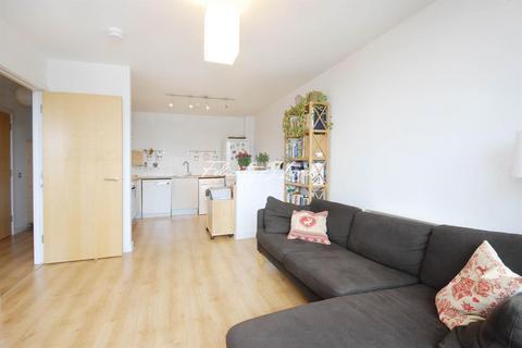 1 bedroom flat to rent, Kelday Heights, E1