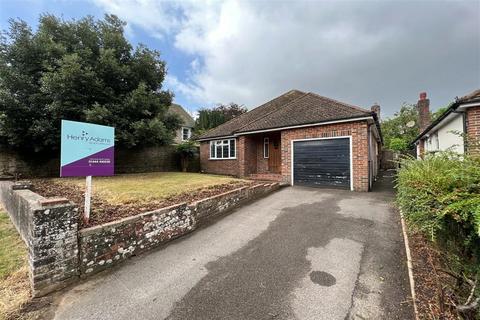 2 bedroom detached bungalow to rent, Chancellors Park, Hassocks, BN6