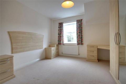 2 bedroom flat to rent, Meynell House, Old Station Mews