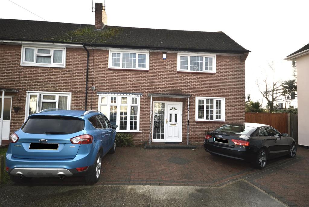 Ainsley Avenue, Romford, Essex RM7 3 bed end of terrace house £425,000