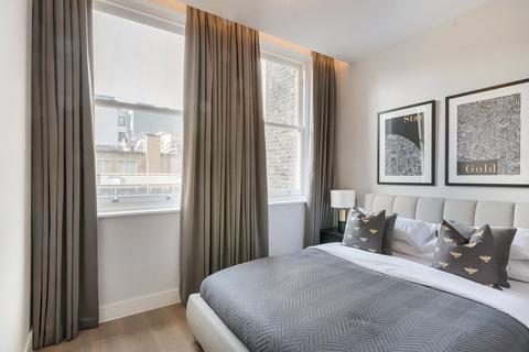 undefined, Southampton Street, Covent Garden, WC2E