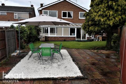 4 bedroom detached house to rent, Ribble Avenue, Leicester