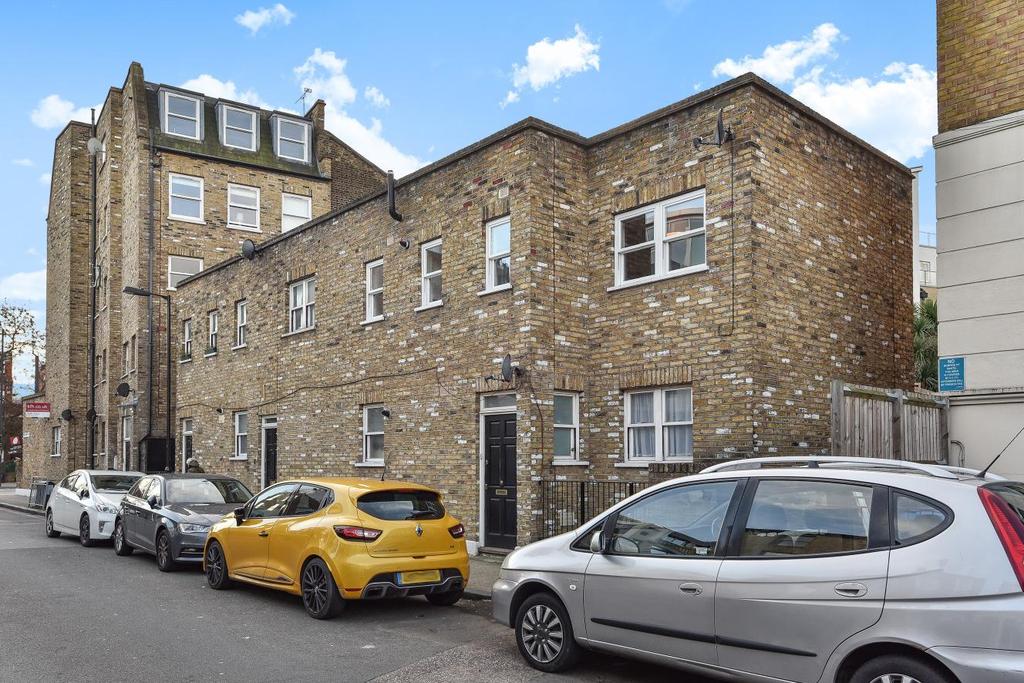 Queens Road, Peckham 1 bed flat £325,000