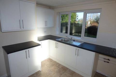 3 bedroom detached house to rent, Beaconsfield, Luton, LU2 0RW