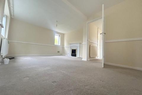 3 bedroom detached house to rent, Beaconsfield, Luton, LU2 0RW