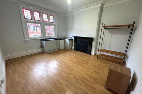 undefined, 6 Ebers Road, Mapperley Park, Nottingham, NG3 5DZ