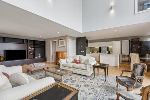 2 bedroom flat for sale, Hardwicks Square, London