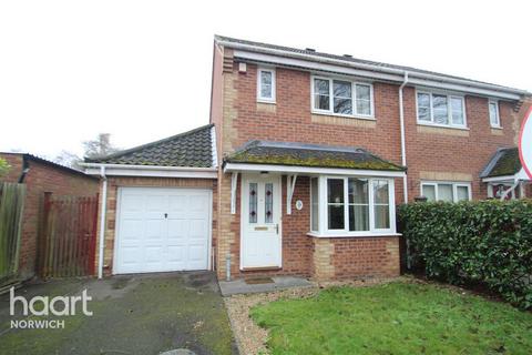 2 bedroom semi-detached house to rent, Half Mile Road, Norwich