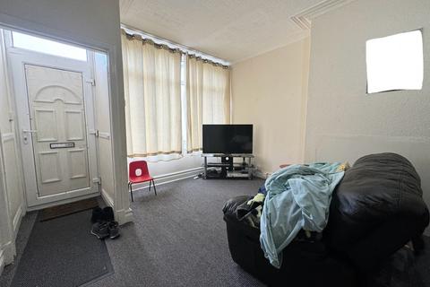 2 bedroom terraced house for sale - Berkeley Street, Leeds, West Yorkshire, LS8