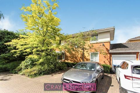 4 bedroom end of terrace house for sale, Manning Gardens, Addiscombe, CR0