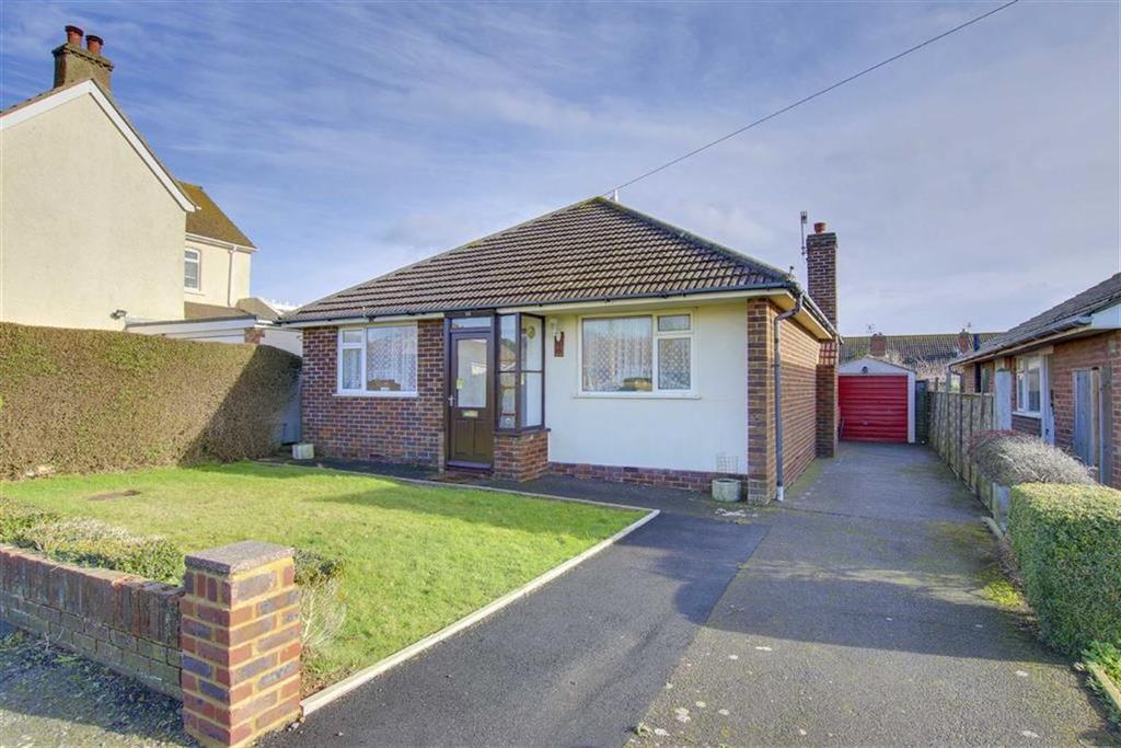Cairo Avenue, Peacehaven 2 bed detached bungalow £275,000