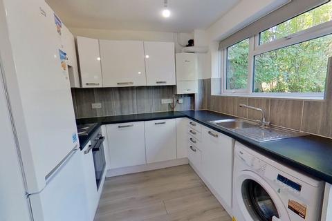 undefined, Guildford Park Avenue, Guildford, GU2 7NJ