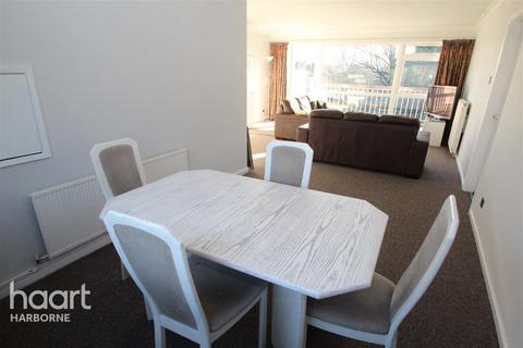 2 bedroom apartment to rent, Birmingham B15 3