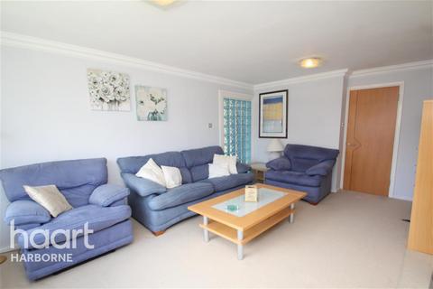 2 bedroom flat to rent, Crofters Court, Edgbaston