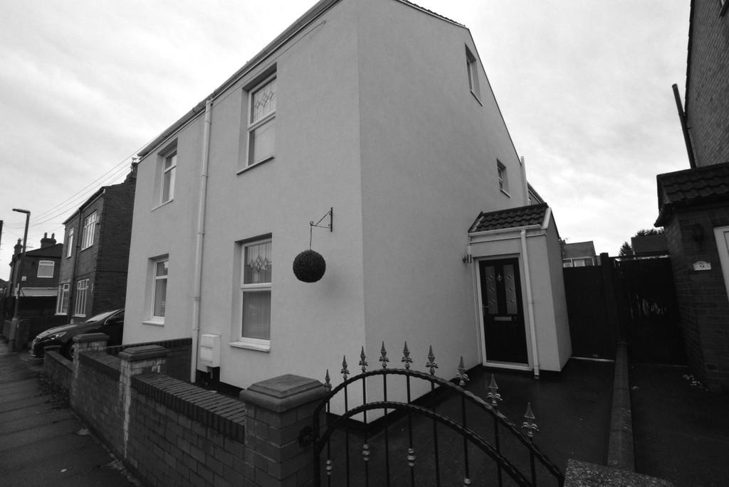 Bournville, Goole 4 bed semidetached house £145,000