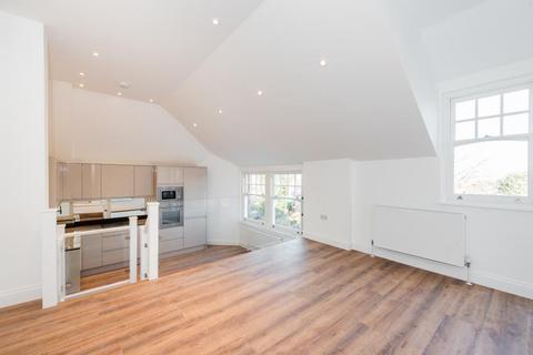 1 bedroom flat to rent, Queens Avenue, Muswell Hill, N10