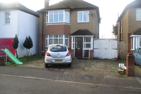 4 bedroom house to rent, Chapel Lane, Hillingdon, UB8