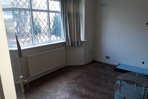 4 bedroom house to rent, Chapel Lane, Hillingdon, UB8
