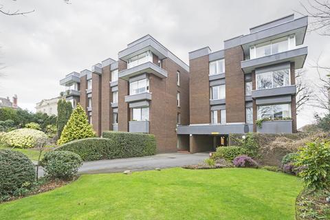 2 bedroom flat to rent - Fernleigh Court, Redland Road, BS6