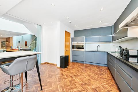 4 bedroom detached house to rent, Cheval Place, Knightsbridge, SW7