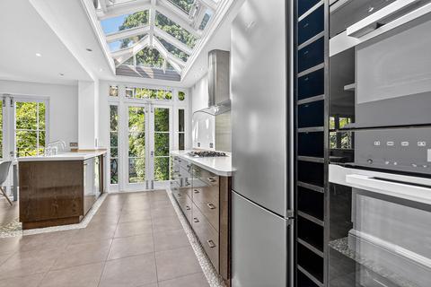 undefined, Thurloe Street, South Kensington SW7