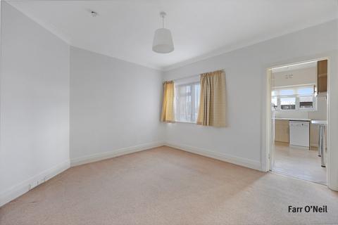 2 bedroom flat to rent, Station Way, Buckhurst Hill, IG9