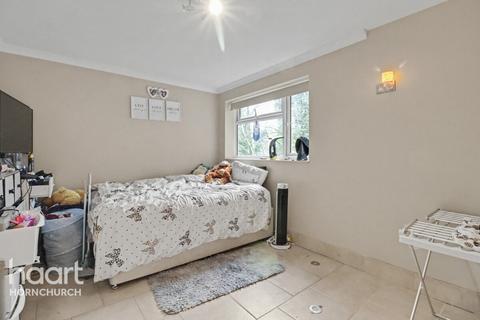 undefined, Holdbrook Way, Romford
