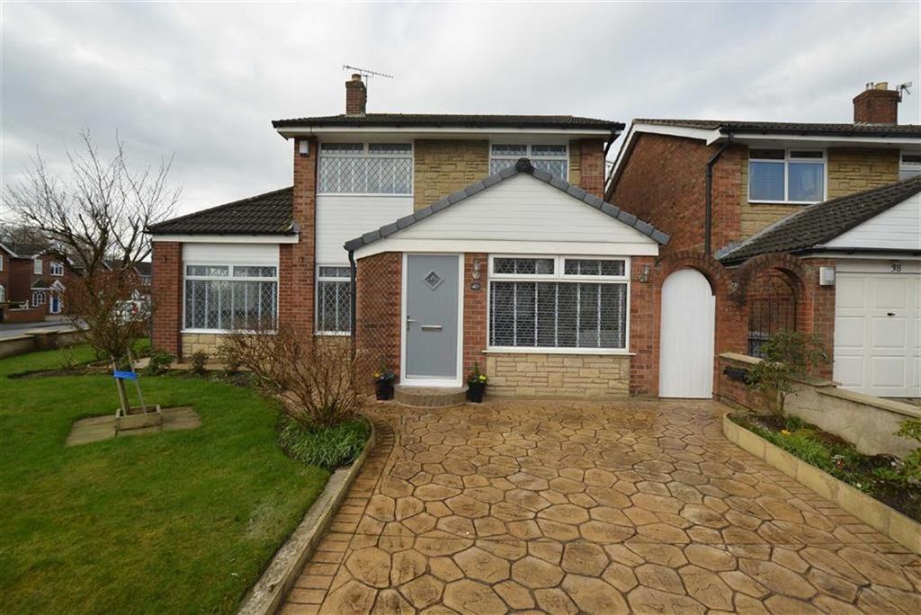 Dunster Drive, FLIXTON, Manchester 3 bed semidetached house £330,000