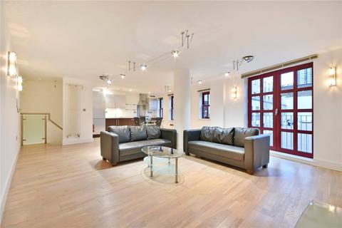 2 bedroom flat to rent, Quaker Street, Shoreditch, London, E1