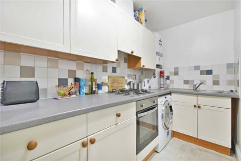 2 bedroom flat to rent, Portland Rise, Finsbury Park, London, N4