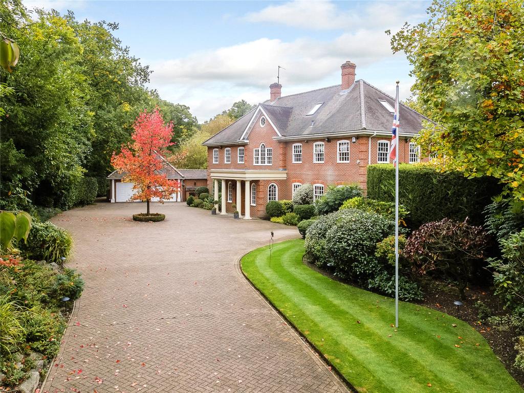 Parsonage Lane, Farnham Common, Buckinghamshire 7 bed detached house