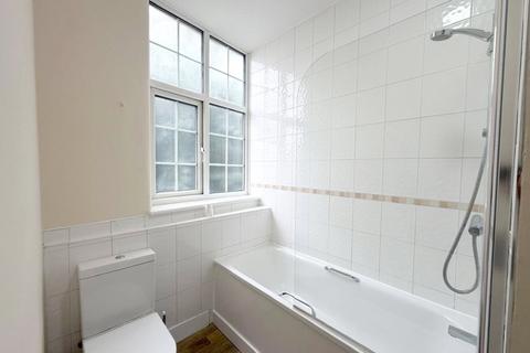 1 bedroom apartment to rent, The Broadway, Mill Hill, NW7