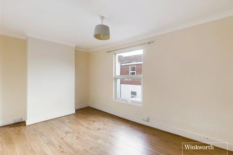 3 bedroom terraced house to rent, Stanley Street, Reading, Berkshire, RG1