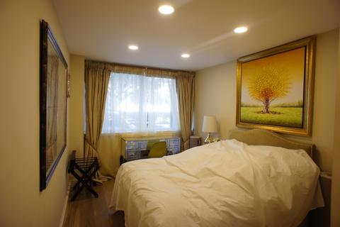 3 bedroom flat for sale, Quadrangle, W2