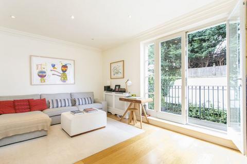 5 bedroom semi-detached house to rent, North Hill, Highgate, N6