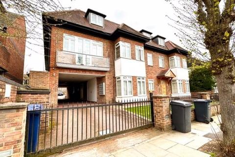 2 bedroom apartment to rent, Beechcroft Avenue, Golders Green, NW11