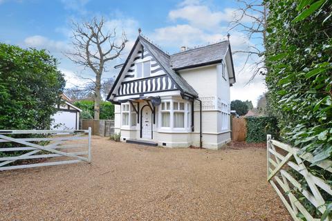 undefined, Portsmouth Road, Camberley