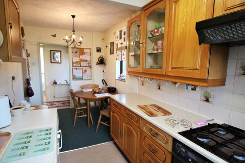 2 bedroom semi-detached bungalow for sale, West End, Southampton