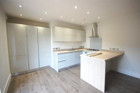 2 bedroom apartment to rent, Woodside Park Road, London, N12