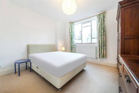 3 bedroom flat to rent, John Aird Court, Porteus Road, London