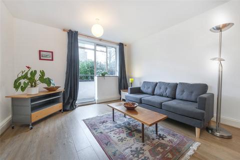 3 bedroom flat to rent, John Aird Court, Porteus Road, London