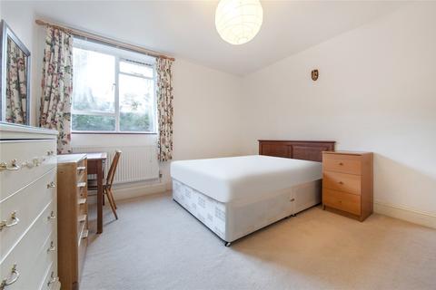 3 bedroom flat to rent, John Aird Court, Porteus Road, London