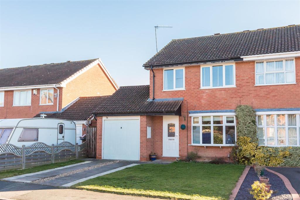 Maisemore Close, Church Hill North, Redditch 3 bed semidetached house