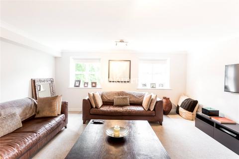 5 bedroom terraced house to rent, Carlisle Place, London, N11