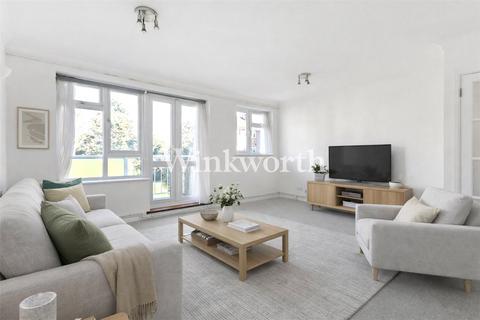 Springbank, London, N21