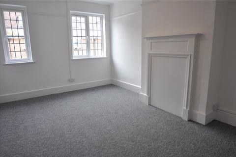3 bedroom apartment to rent, Green Lanes, London, N13