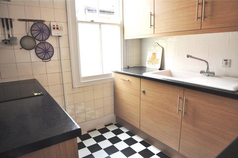 2 bedroom apartment to rent, Devonshire Road, London, N13