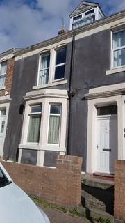 2 bed flat/apartment for rent in Rectory Road, Gateshead, NE8